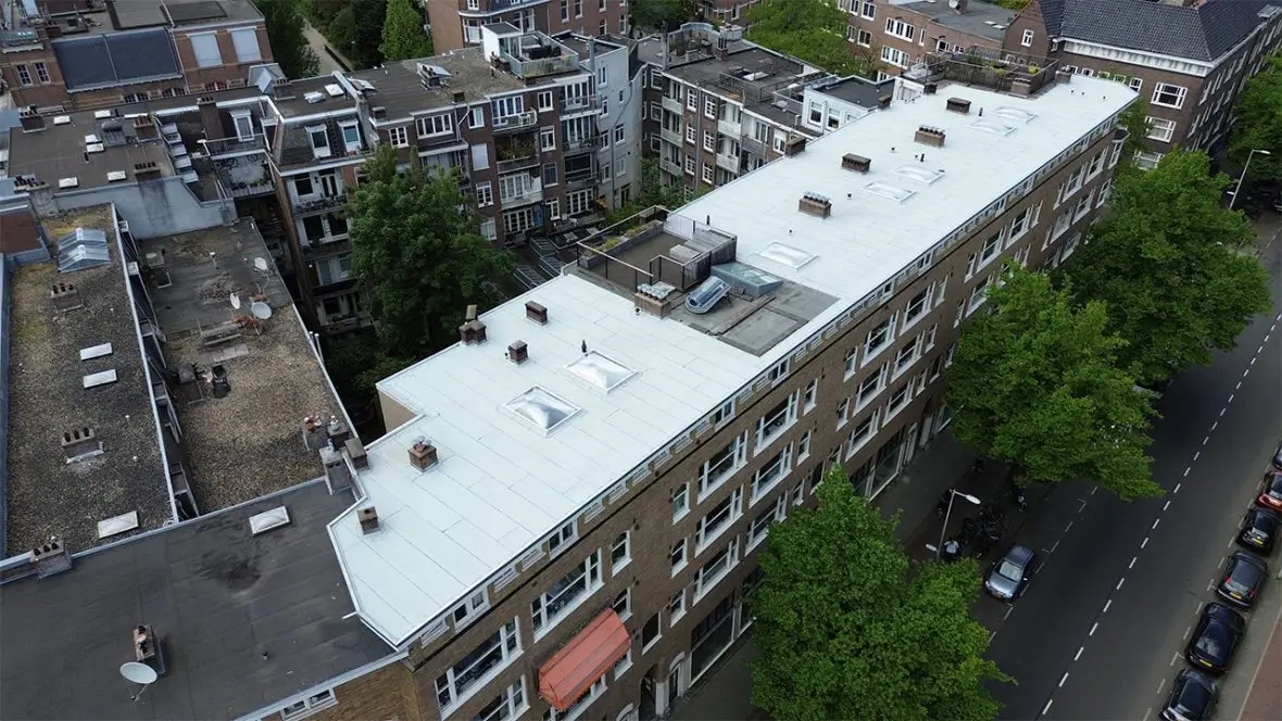 Volledige dakrenovatie Willem de Zwijgerlaan Amsterdam